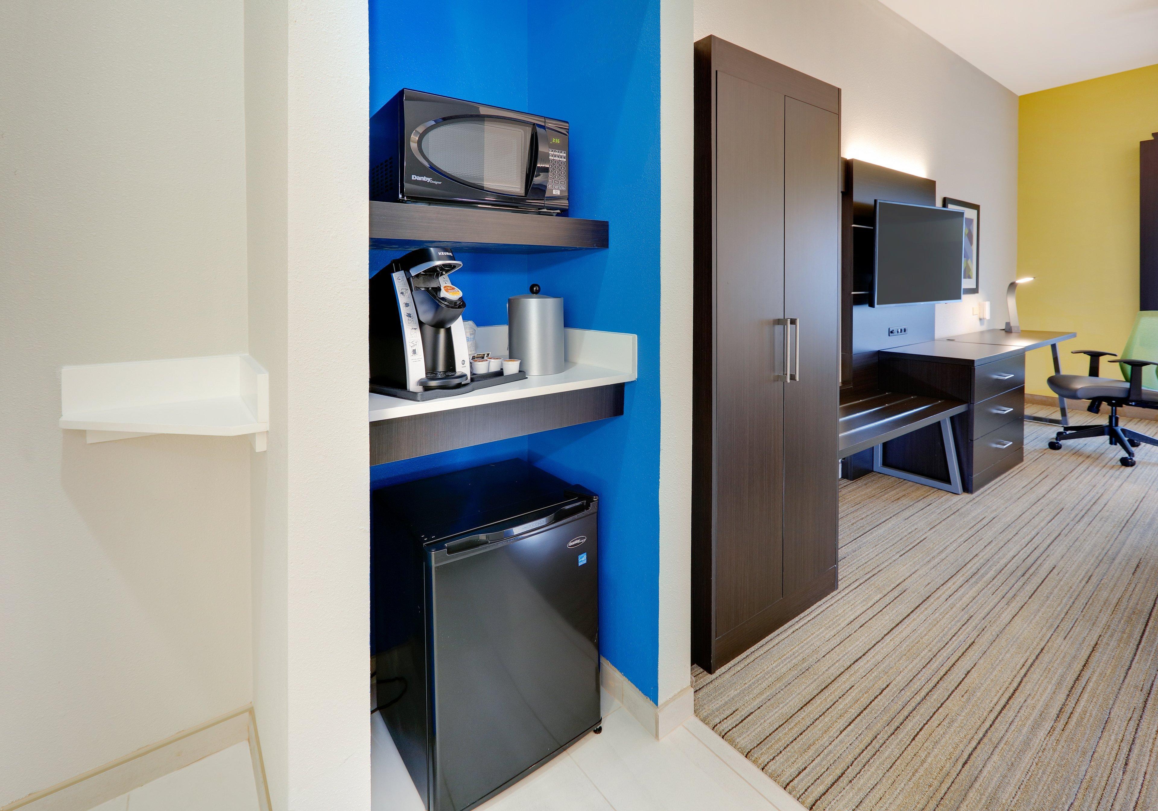 Holiday Inn Express Hotel & Suites Cleburne By Ihg Exterior foto